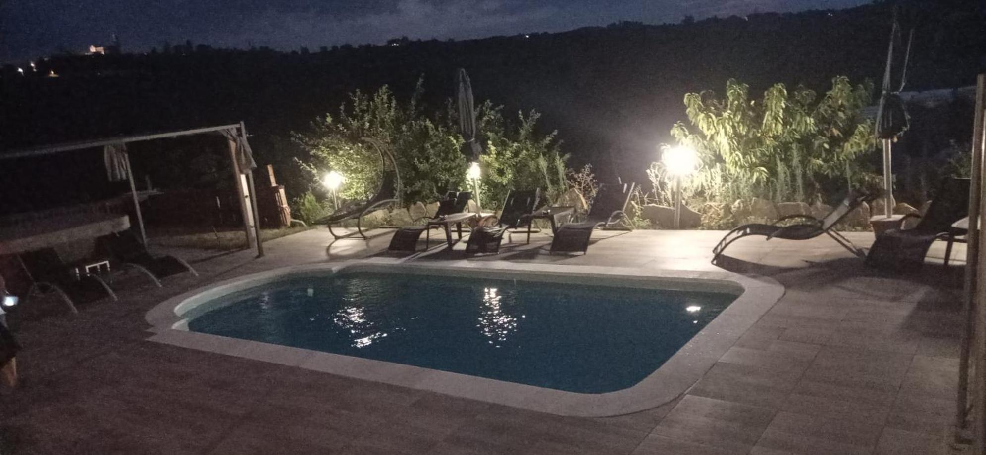 Agriturismo San Martino Castiglione Tinella ภายนอก รูปภาพ