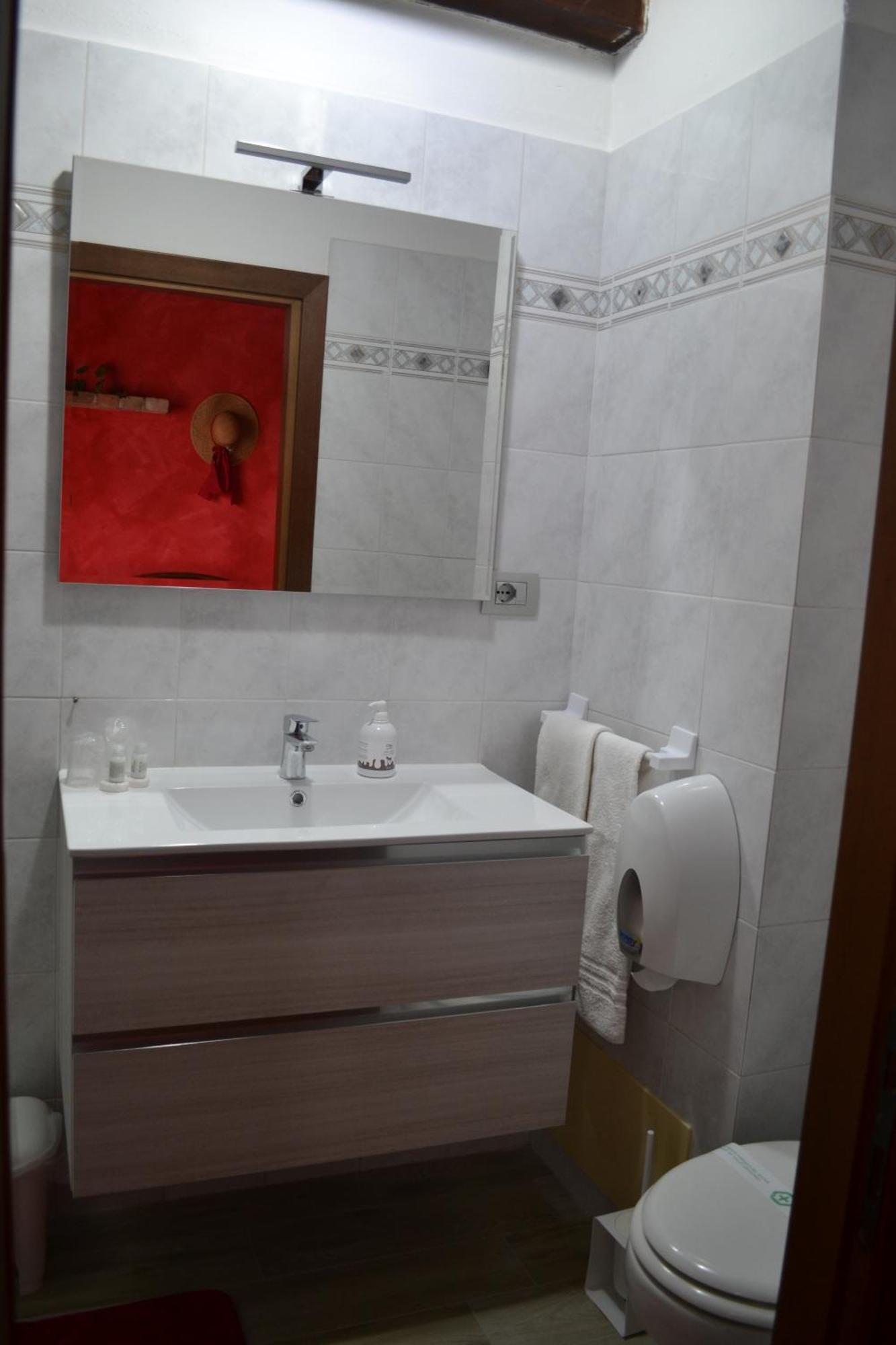 Agriturismo San Martino Castiglione Tinella ภายนอก รูปภาพ